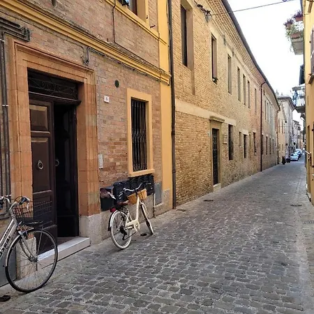Apartment Centro Storico A 10 Min Dal Mare Fano